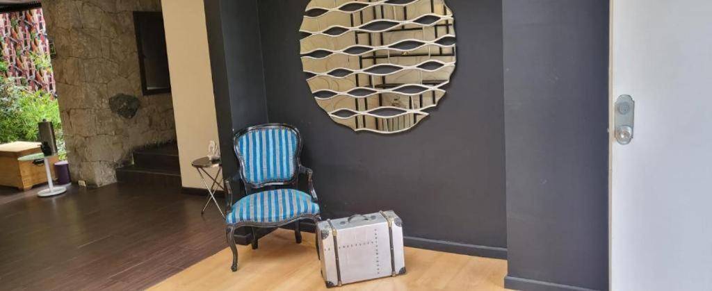 Hotel Boutique Casa Lozada Богота Экстерьер фото